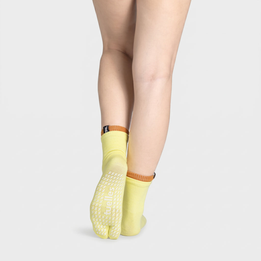 2-toned Tabi Grip Socks in yellow with orange cuffs, tabi grip socks by Tuelles