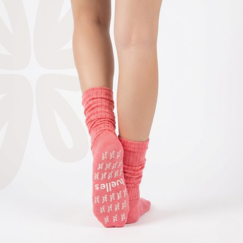Barre Life Socks in coral pink, ribbed socks with printed sole by Tuelles