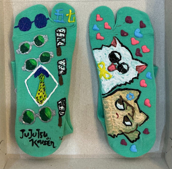 tuelles DIY grip sock design 2