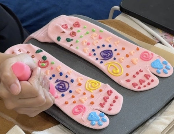 tuelles DIY grip sock design 6
