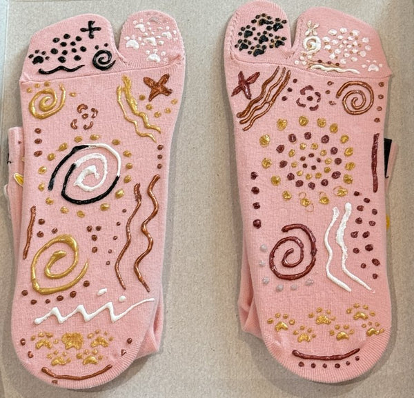 tuelles DIY grip sock design 31