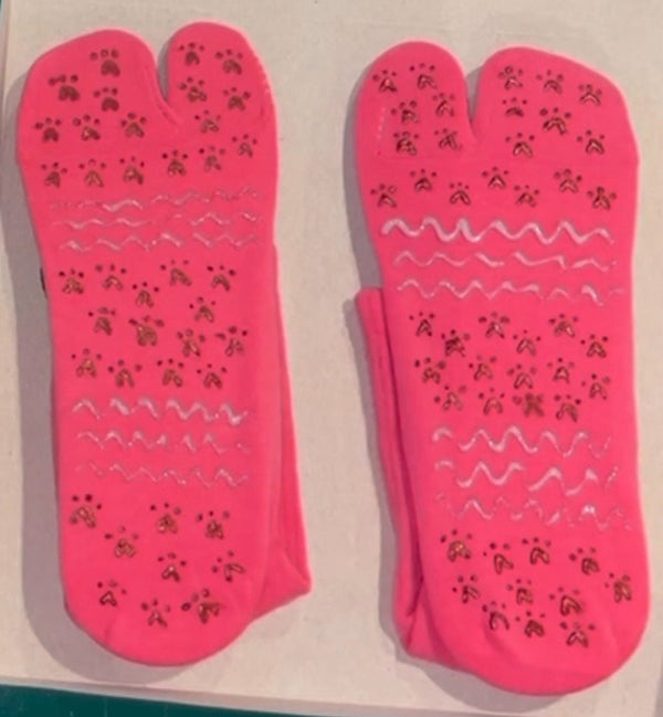 tuelles DIY grip sock design 42