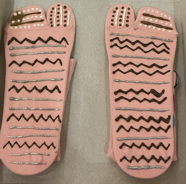 tuelles DIY grip sock design 44